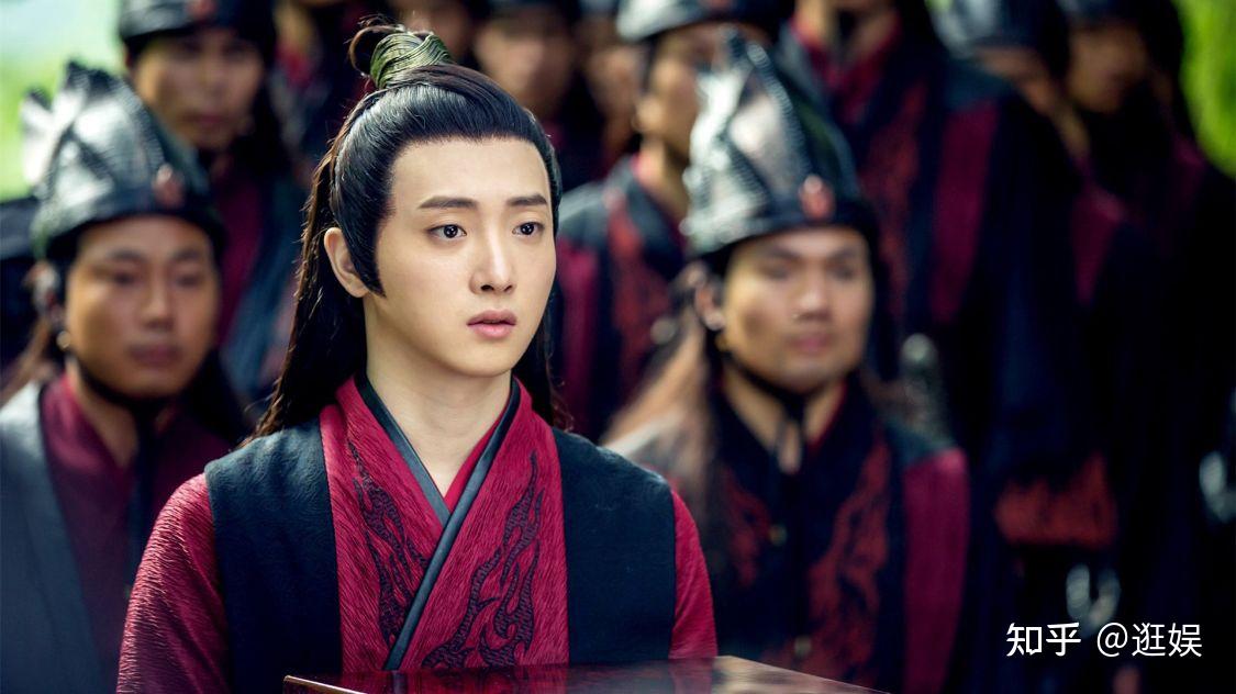 魏无羡不忍看到他如此凄凉,于是,就将其复活了,结果,他干掉了金子轩