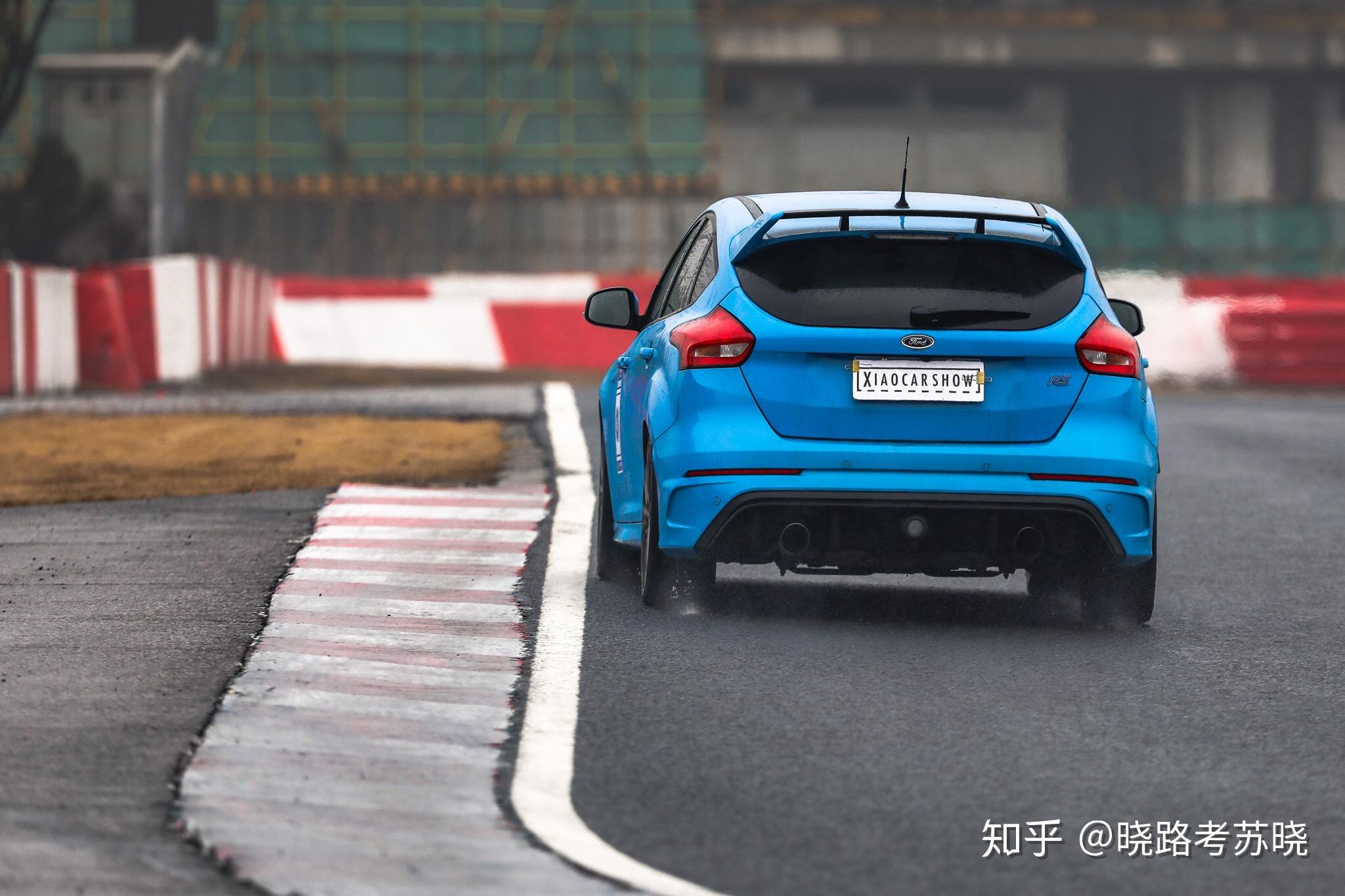 米其林pilotsportcup2在冬雨里的另类乐趣