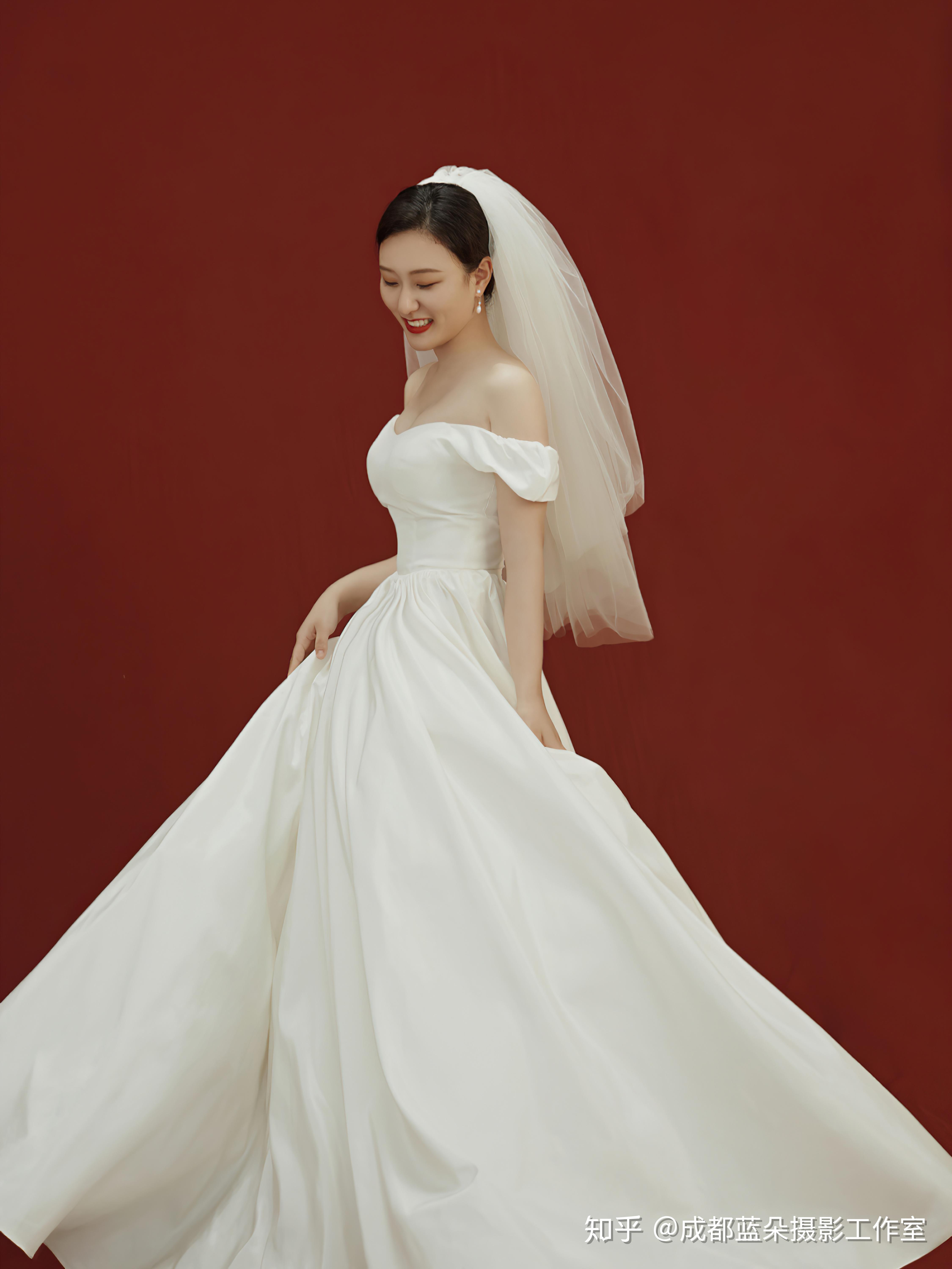 成都婚纱照现代简约婚纱不过时的美