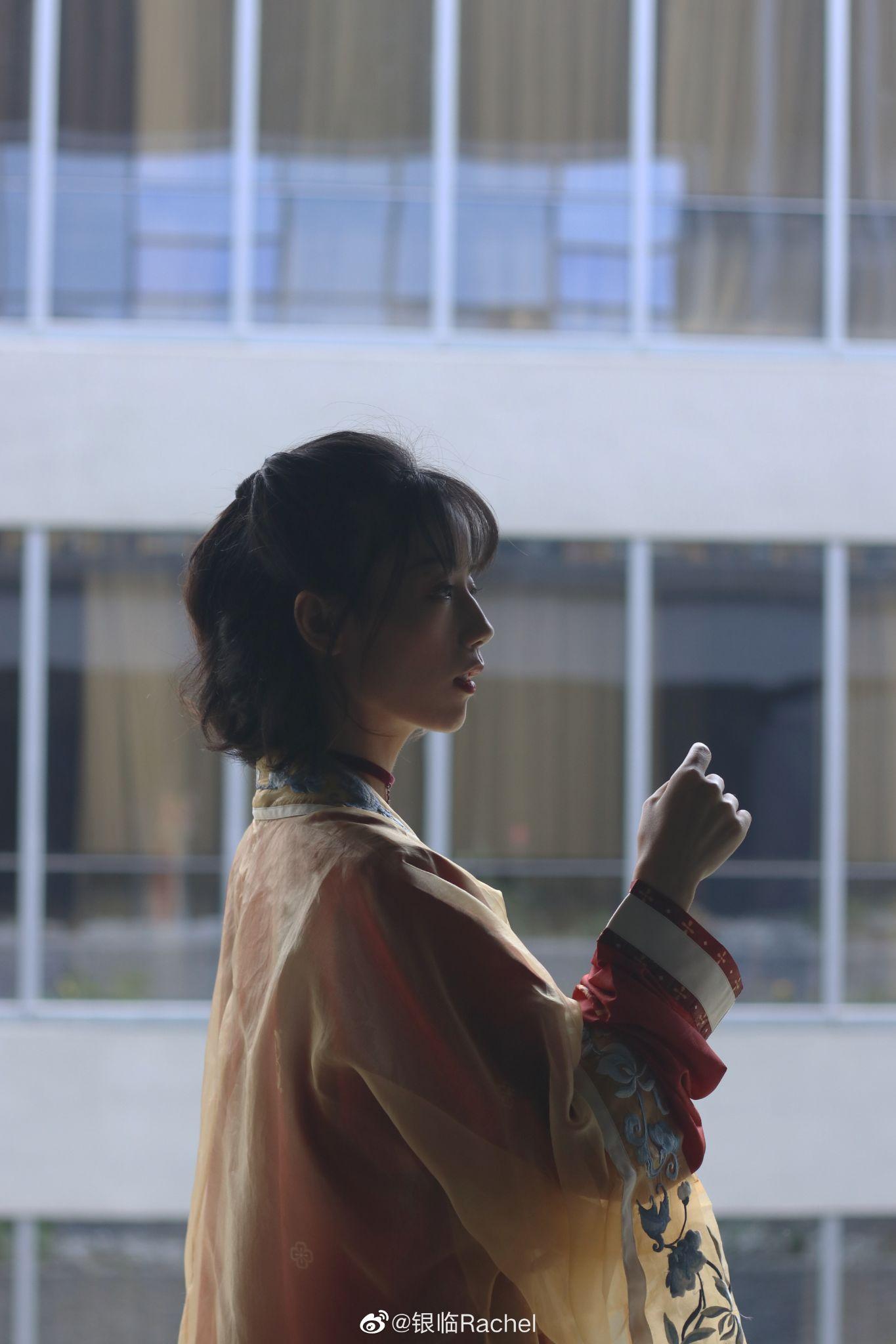 有银临的照片吗可以分享一下吗