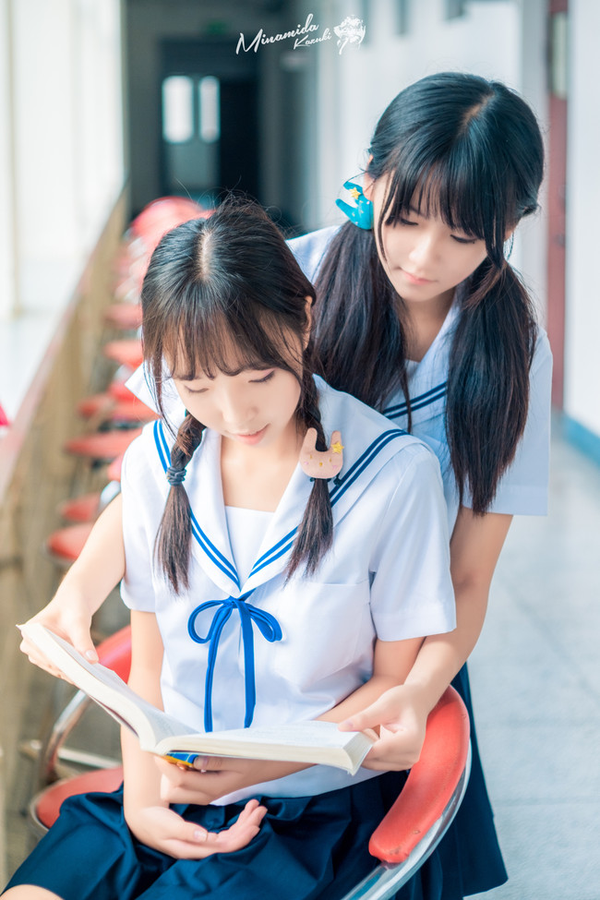 百合向jk制服精选妹子间的青涩恋爱物语