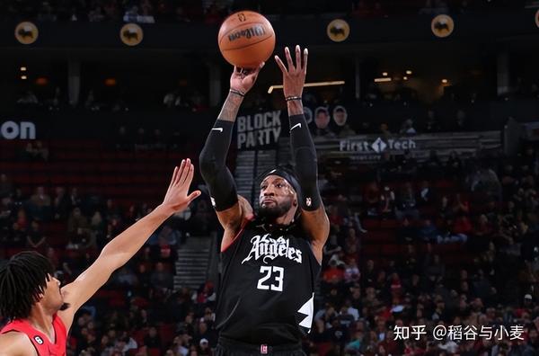 两位锋线巨擘的生涯轨迹交汇点与未来展望