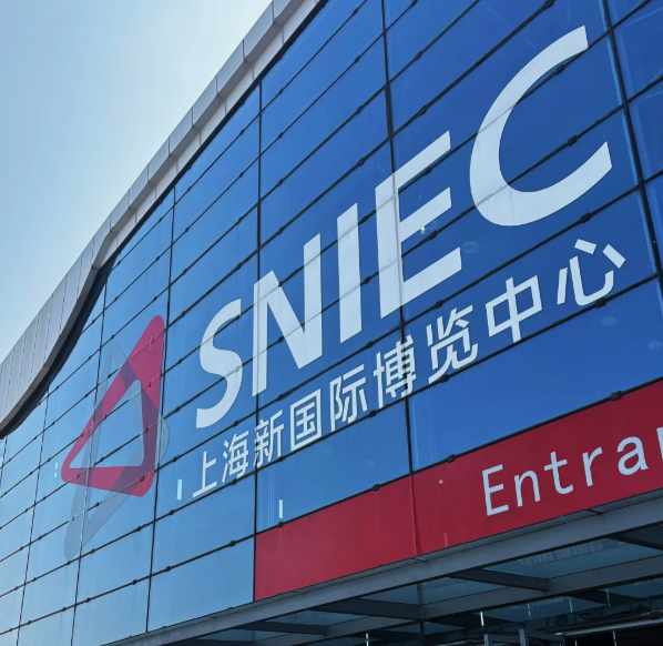 AWE 2026观察:从美的无风感宝宝空调说起,聊聊「场景定制家电」是如何成为“新刚需”的?