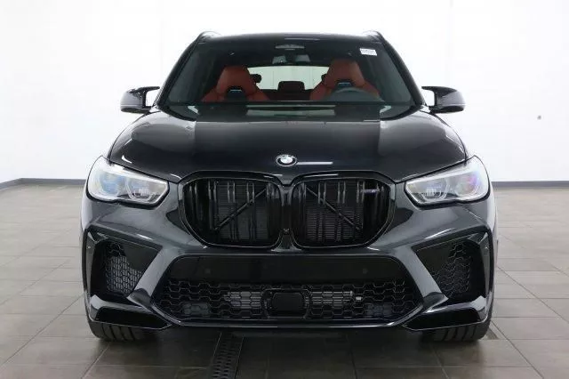 宝马x5m黑武士运动霸气的外观真香