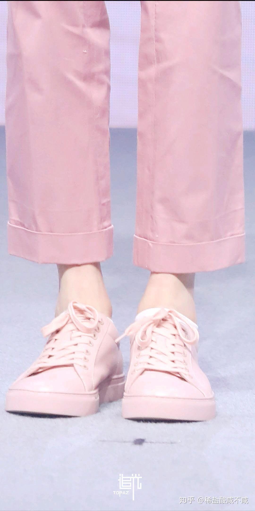 粉色连衣裙配什么颜色的鞋子好看图片 - 知乎