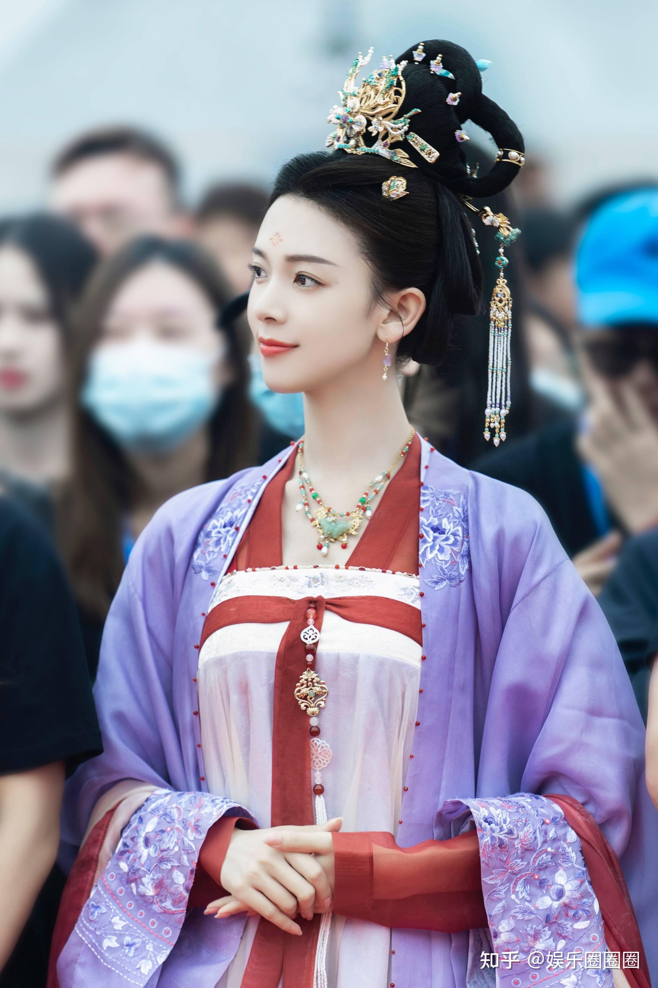 陈瑶《颜心记》开机 上演学霸郡主江桫椤 - 知乎