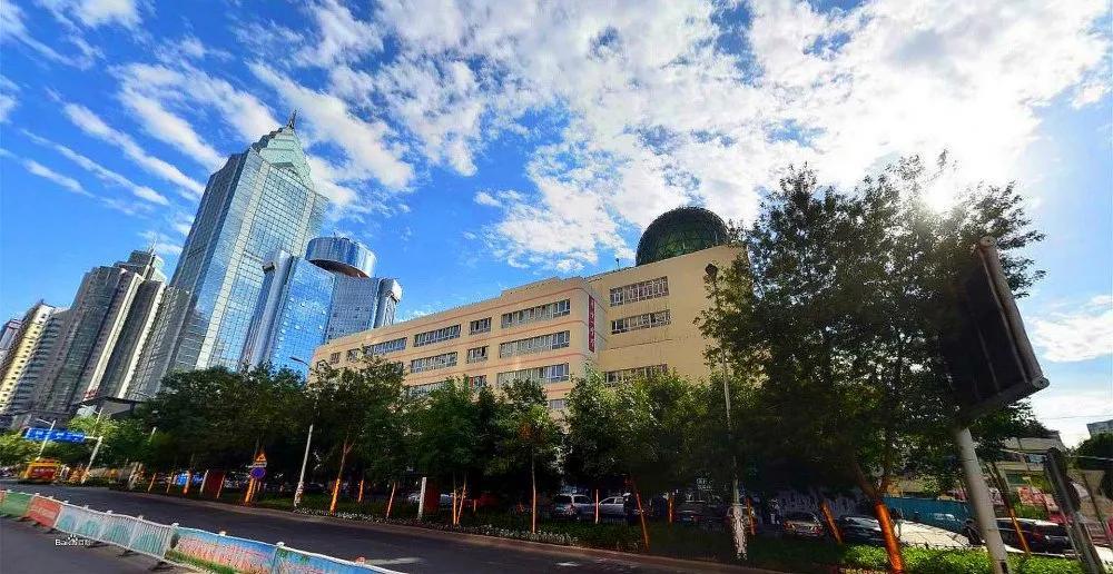 学校简介:乌鲁木齐市第十一中学是新疆维吾尔自治区乌鲁木齐市的一所