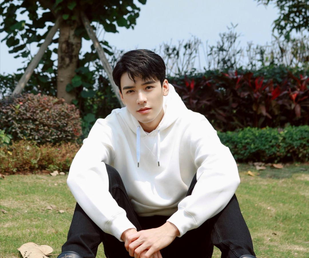 龚俊,被骗成的"18线"艺人!