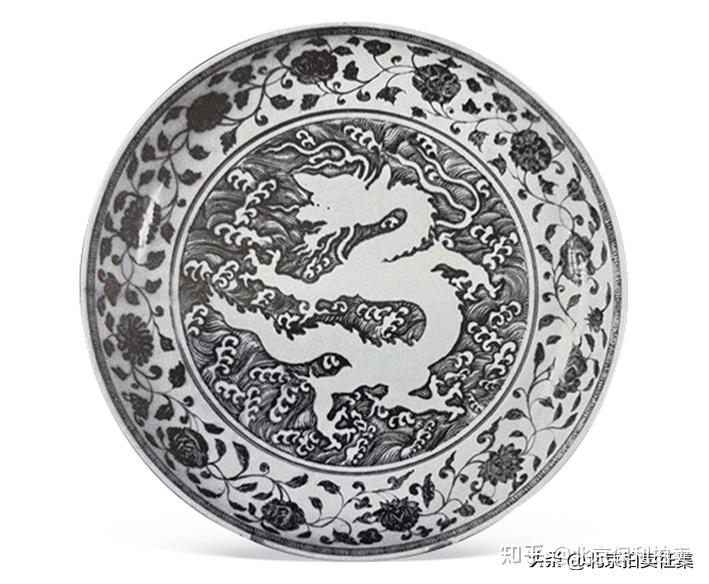 銘品 明代官窯五彩花馬文盤 天啓年製銘 中国古玩古美術