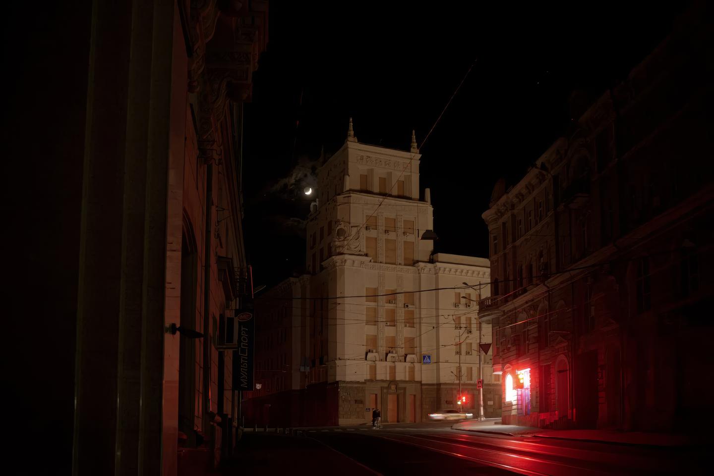 哈尔科夫宪法广场上的市政厅大楼