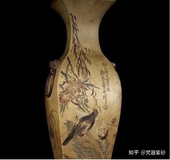 紫砂陶刻大师任淦庭