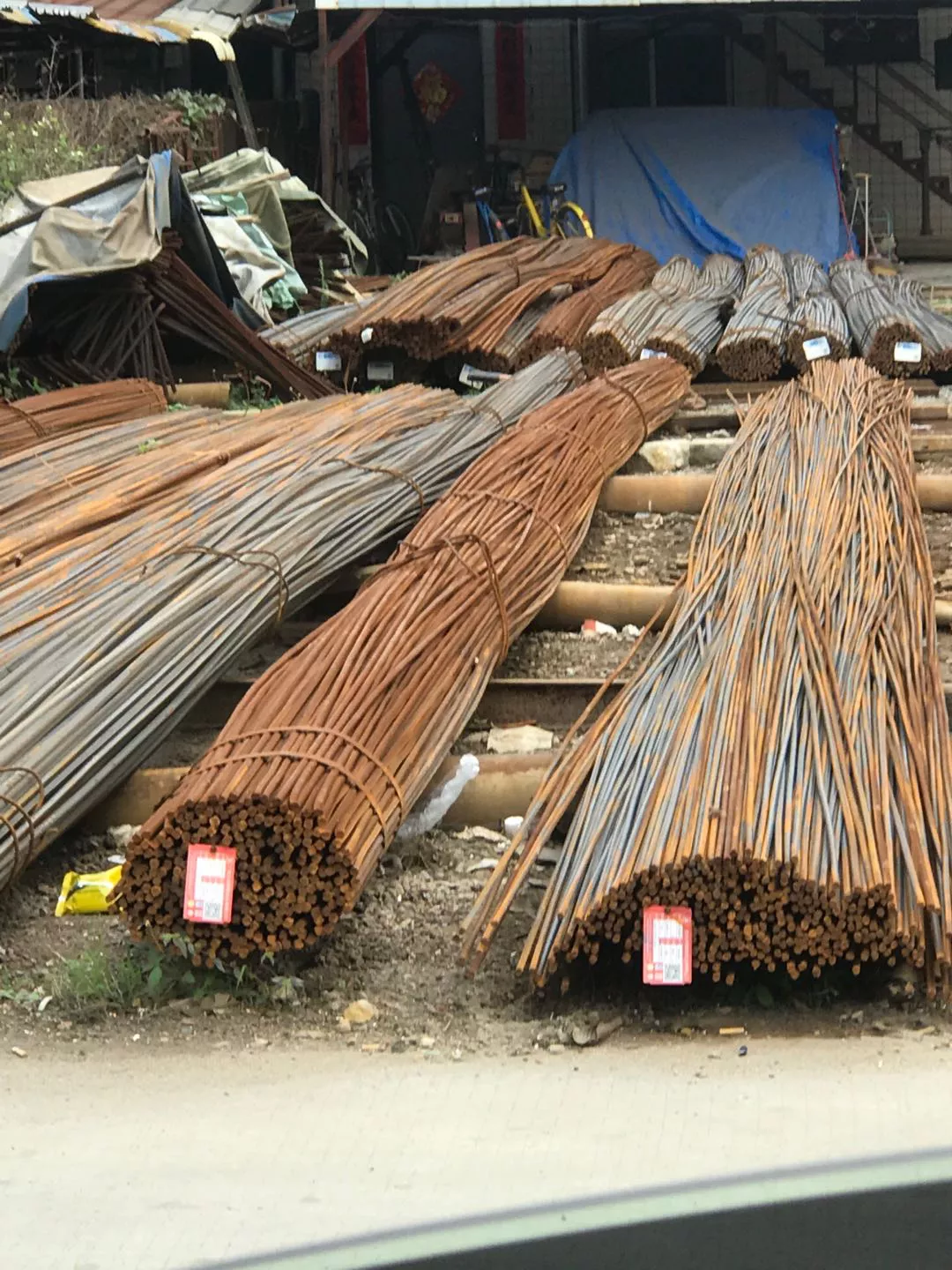 新基建带来需求暴涨比黄金更保值三地大调查揭螺纹钢期市热炒真相