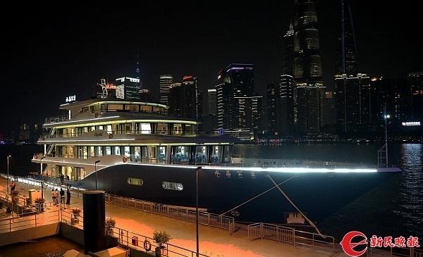 上海外滩黄浦江水晶公主号游轮上的经典音乐会邱曙苇风华伊人优雅歌咏