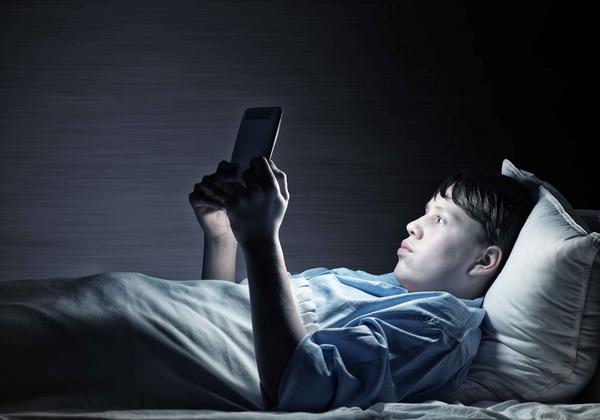 10部电影让你的夜晚充满惊喜与感动