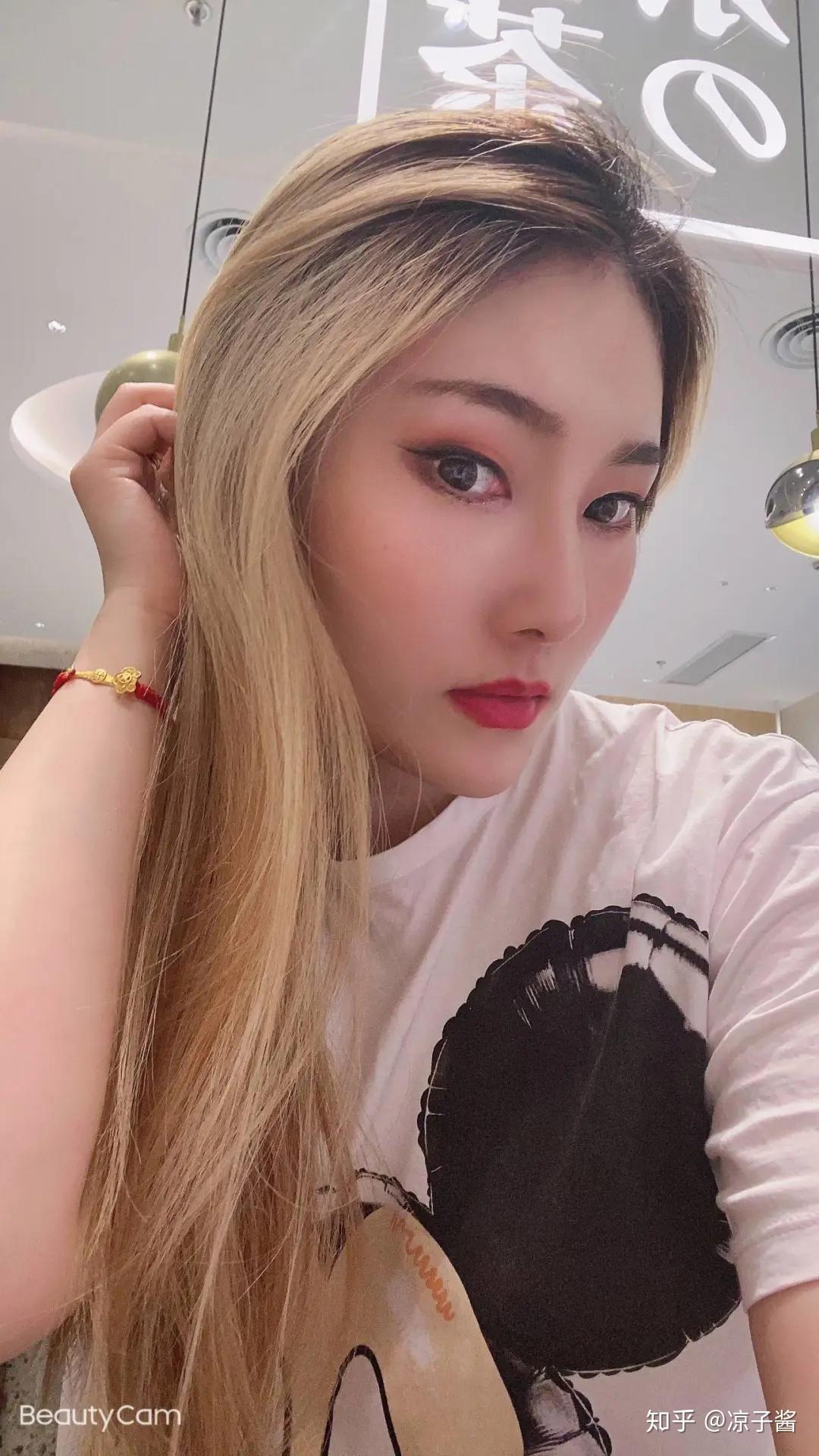 女嘉宾100号|江苏常州长腿美女,身高171,平时可爱,工作认真,喜欢滑雪