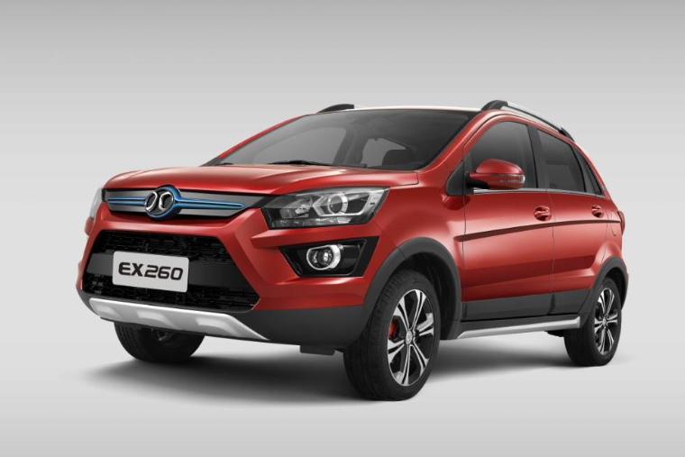 北汽新能源ex260上市售价1269万元起2017款eu260小幅涨价