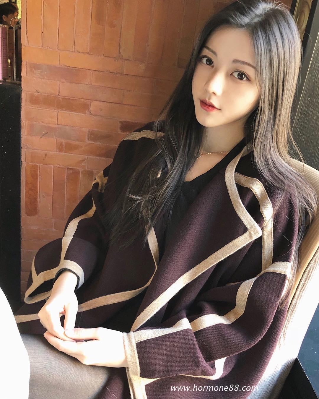 第173期 上海妹子sky盖盖超高颜值纤长美腿