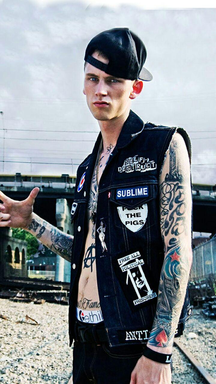 因为一首歌去了解一个歌手在这里必须说一下我是怎么知道mgk(machnee