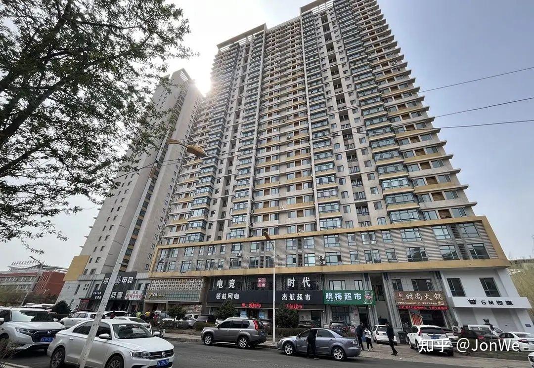 私拆承重墙，墙体裂到21层造成损失1.6亿，谁该担责？如何解决？