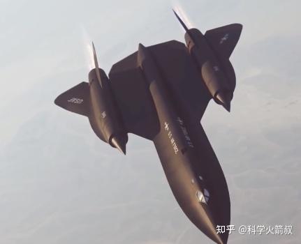 在黑灯瞎火的夜里,二战侦察机是怎么拍出清晰的地面照片的? - 知乎