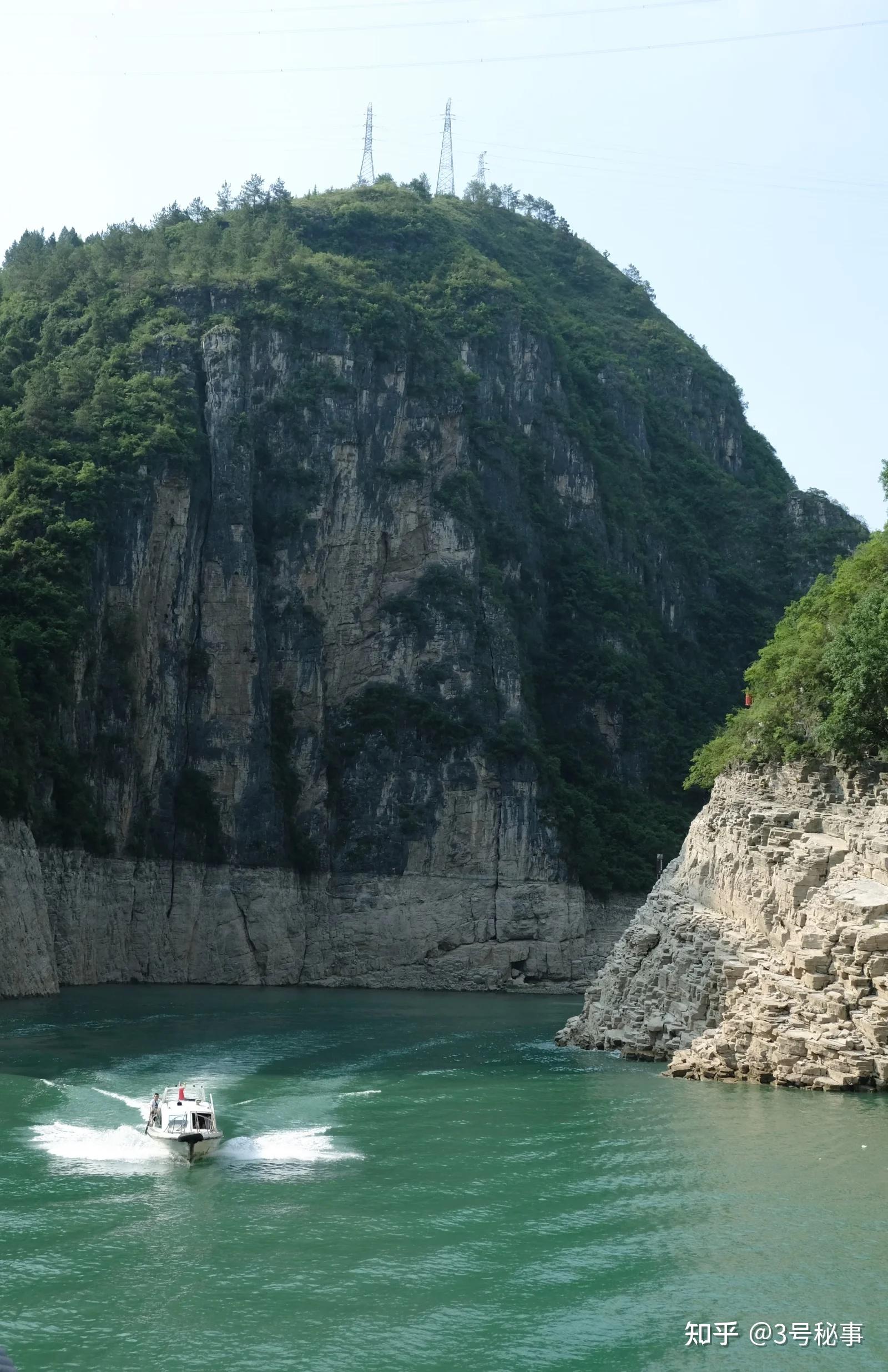 放一些自己拍的风景三峡人家虽然是一个人造景点,但是很凉爽.