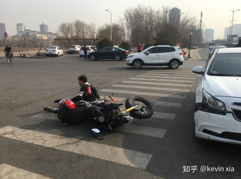 怎样选择电动车挡风被 v2-9532fd051c877a2e0b1ebb5a6405d6f0_r.jpg