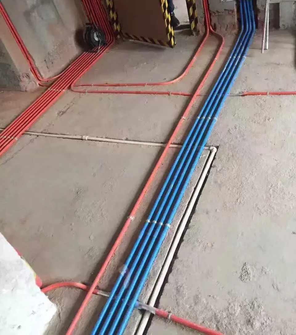 看到装修电工把线槽开成这样,差点没当场打起来! - 知乎