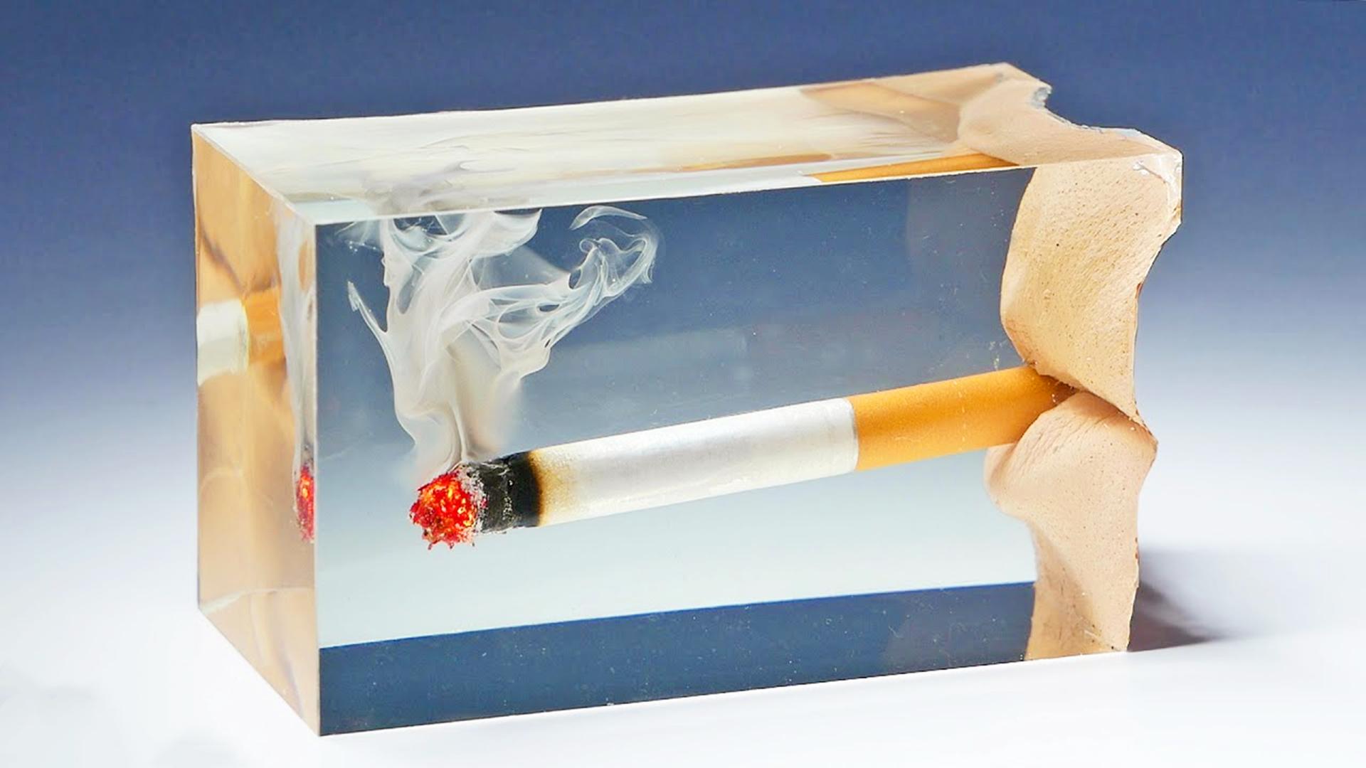 这才叫民间手艺人,用环氧树脂封存海底怪物,关灯那刻我被震撼了