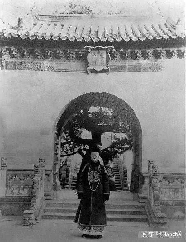 溥仪历史上的三次登基大典 - 知乎