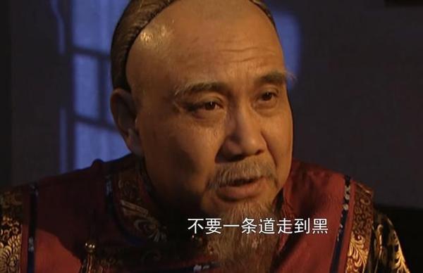 雍正王朝:八王议政时为何隆科多不做两手准备,偏偏烧弘时冷灶?