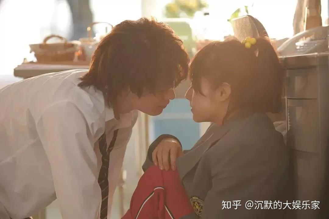 10部初恋爱情电影还记得第一次心动吗