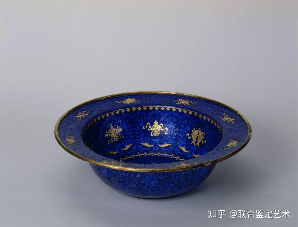 清代 乾隆年制 ・銅器 收藏【琅彩 金色 景泰藍 八寶聚財富神龍