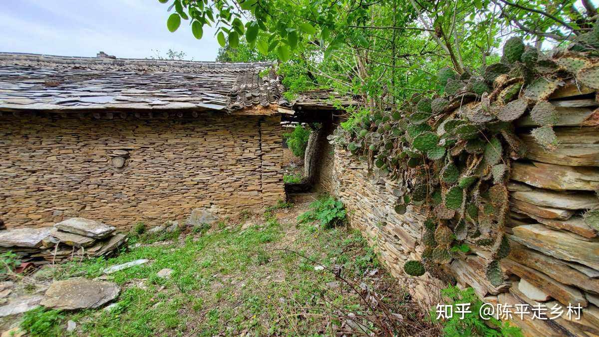 洛南鞑子梁,秦岭山区最大的石板房古村落 - 知乎