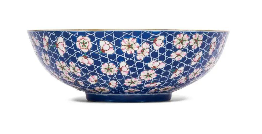 清時代 氷裂梅花紋染付花入 花生  時代物 染付梅花氷裂文壺