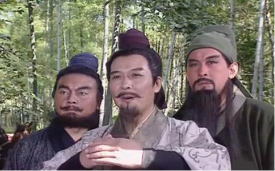 仁德为先的刘备,为何在《三国志》游戏系列,被戏称战场搅屎棍? - 知乎