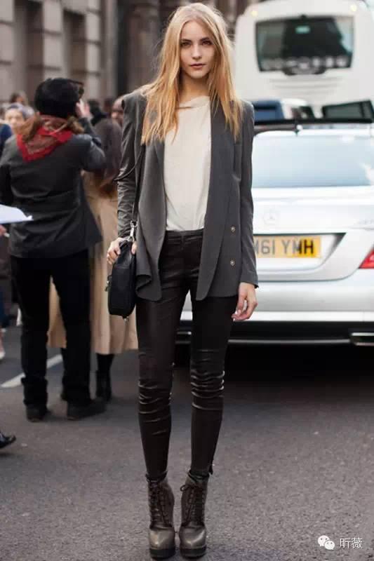 雾霾灰进阶高级灰完美搭配释放初春优雅姿态