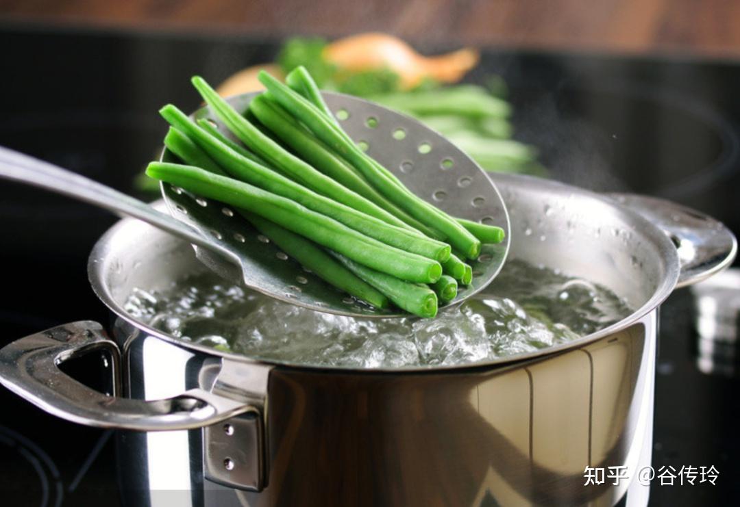 有6类食材烹调前要焯水，绝大部分人却没焯对 - 知乎