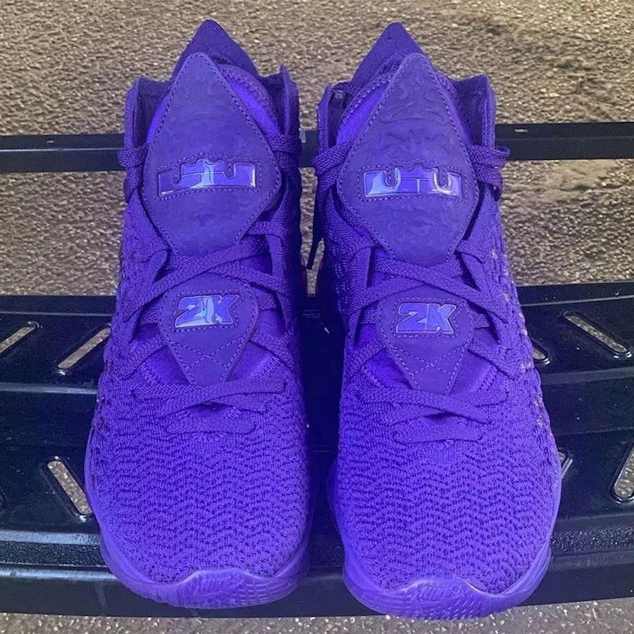 2k20的发售活动,搭配双层鞋舌,外侧鞋舌处显眼的詹姆斯logo配合皮质的