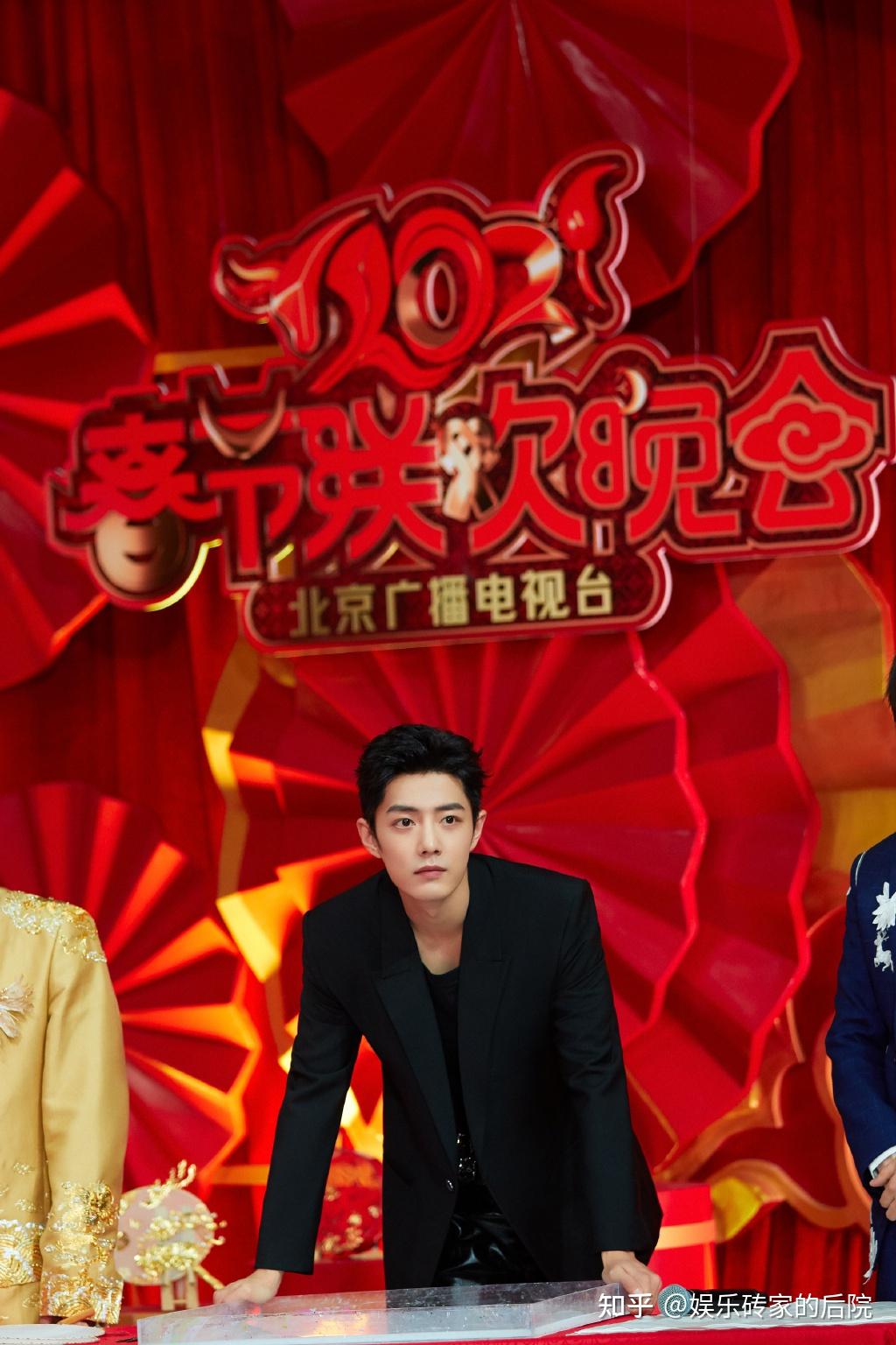 种种迹象都是在向外界释放一个讯号:肖战已经熬过了2020年的寒冬,2021