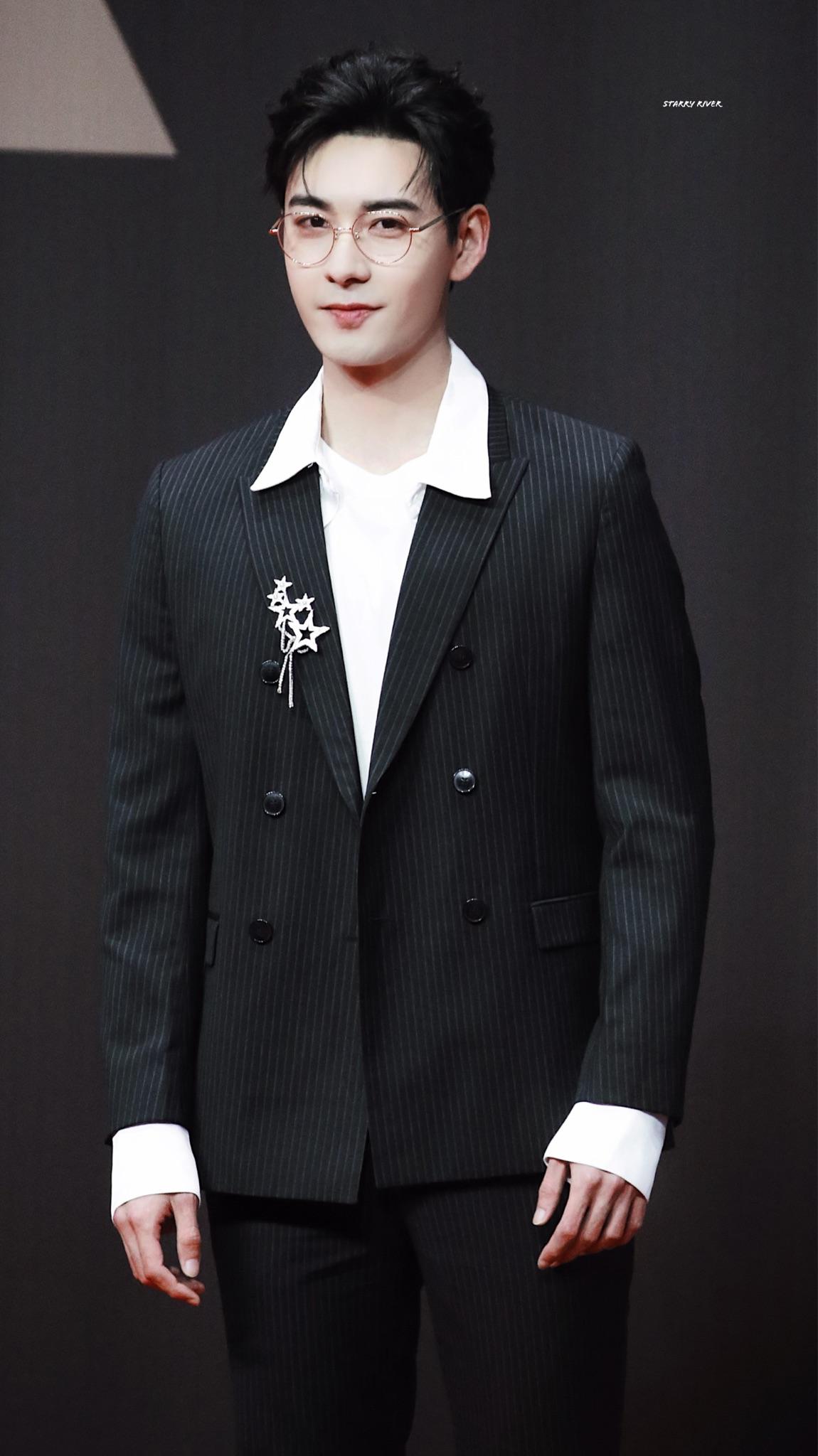 请问陈星旭的粉丝可不可以分享一下他的图片,最好无