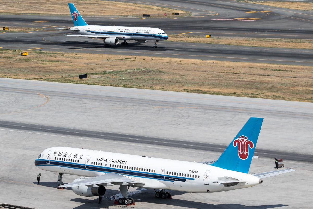 乌鲁木齐的南航757图片向