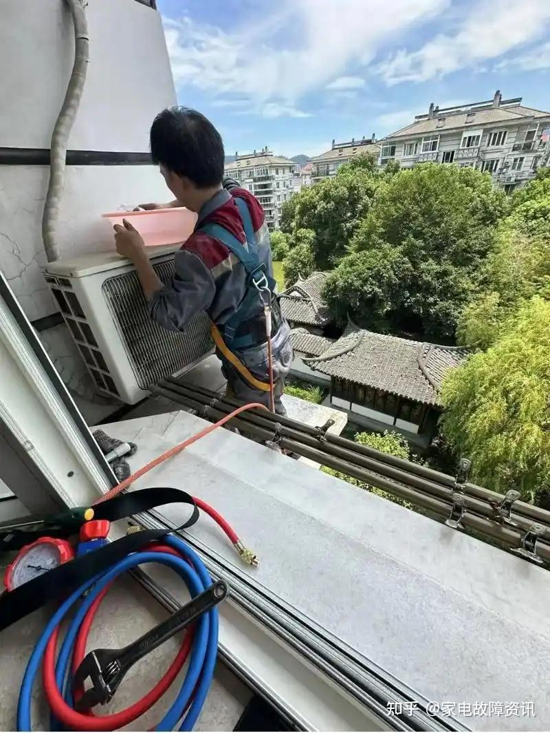 空调移机安装后显示E5故障码,别慌?手把手教你诊断与化解危机(2026实用案例)