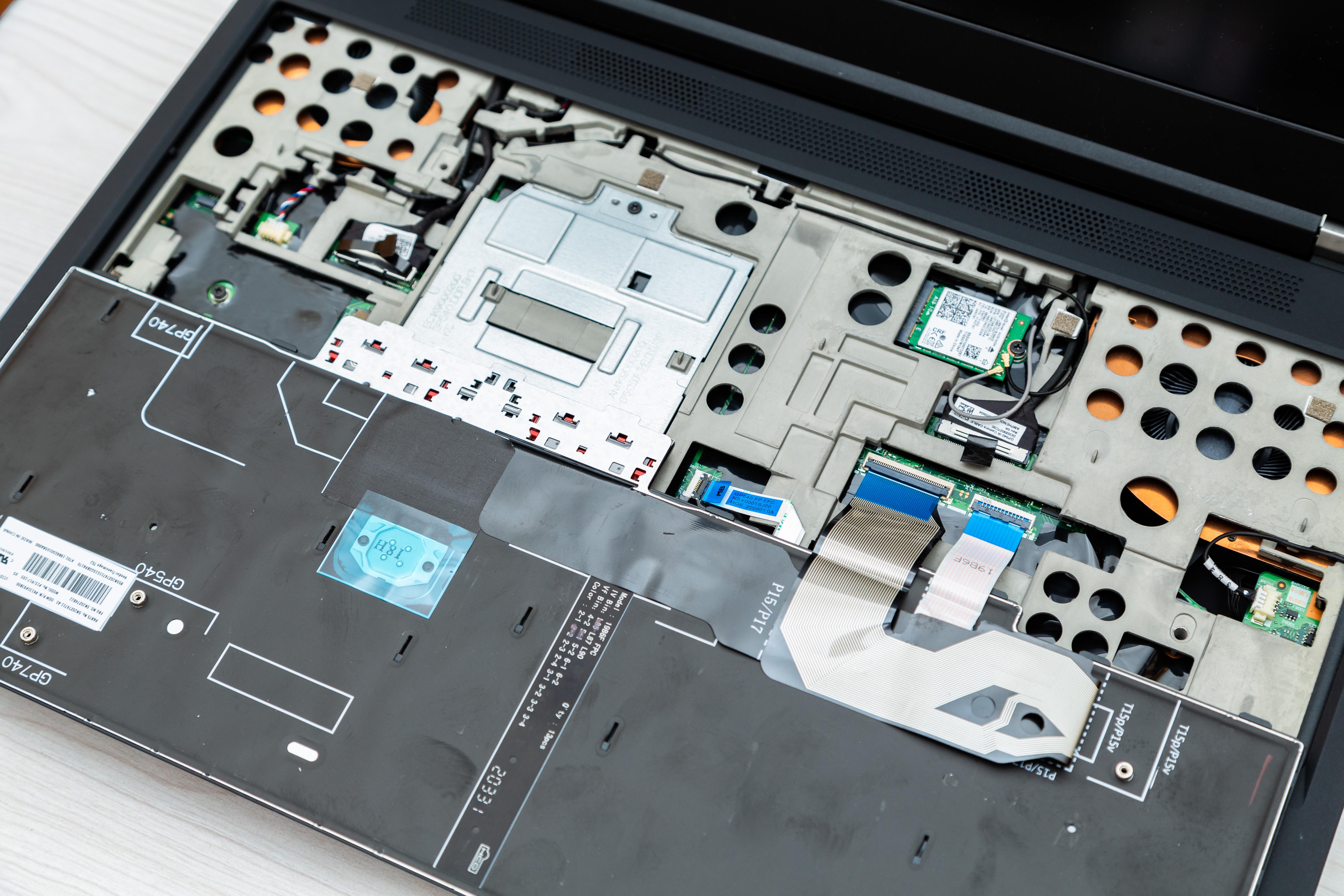 可能是当下设计用料最好的15寸移动工作站拆解评测thinkpadp15t15g