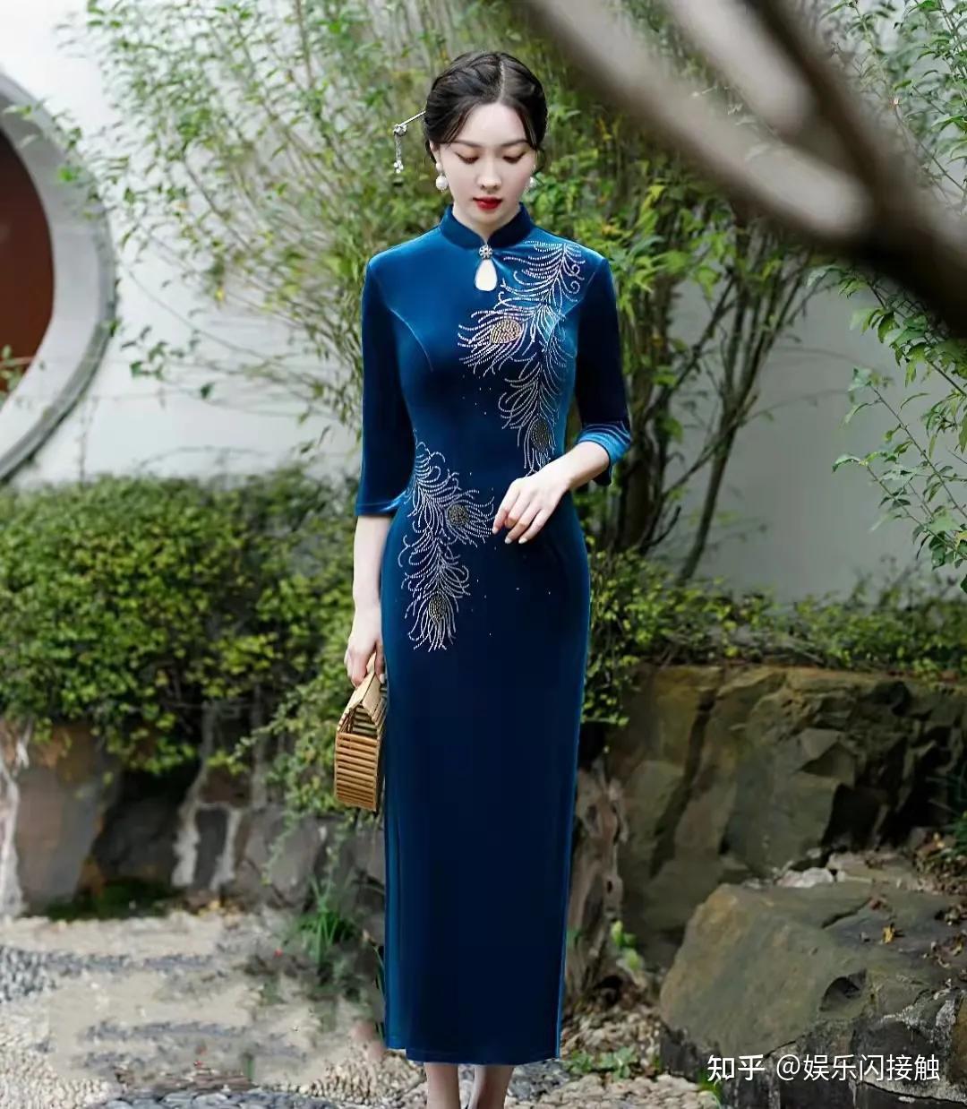 初秋时尚丝绒现代改良旗袍,低调的奢华高贵典雅,绝对眼压全场!
