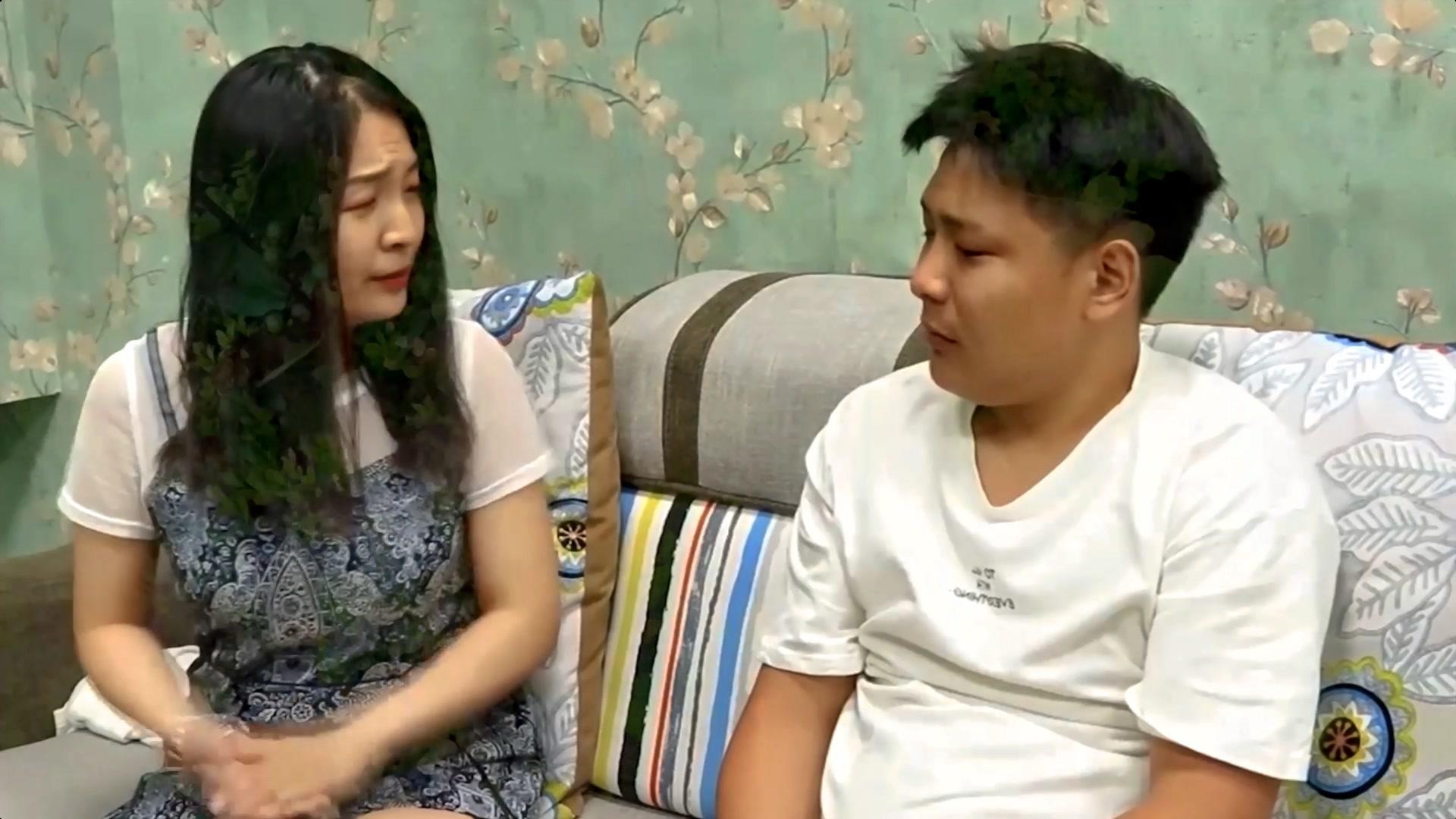 植物人老公尿床老婆把他绑树上暴晒老公突然清醒老婆惊呆