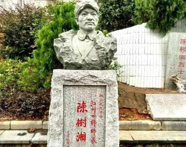 人民公安报头版推介湖南公安先进事迹红色潇湘遍地英雄