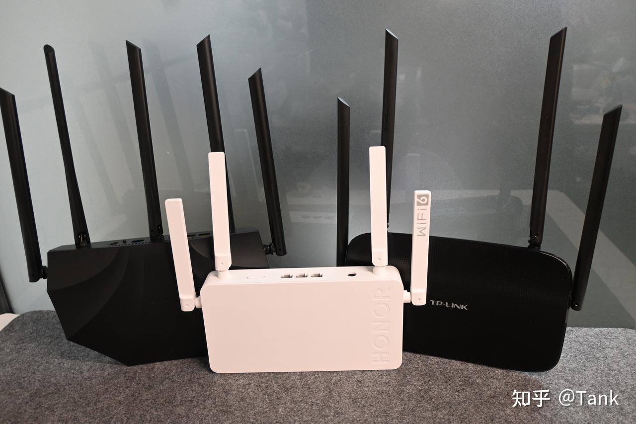 二,荣耀,腾达,tp-link 路由器横评对比.