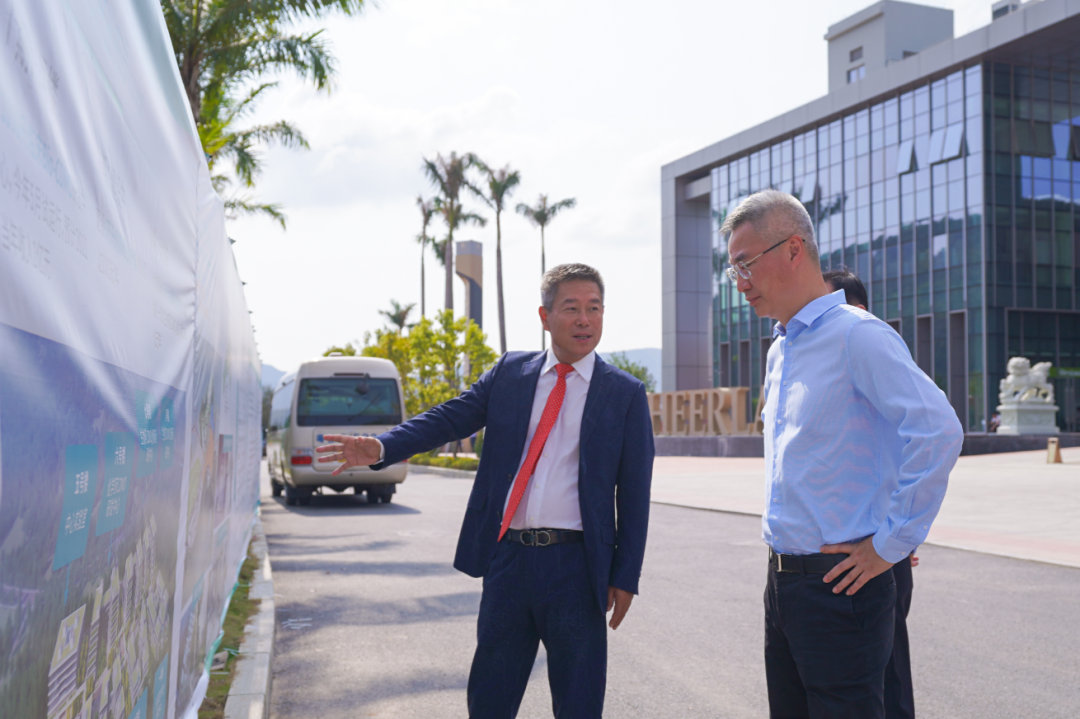 大鹏新区主要领导到乐土调研