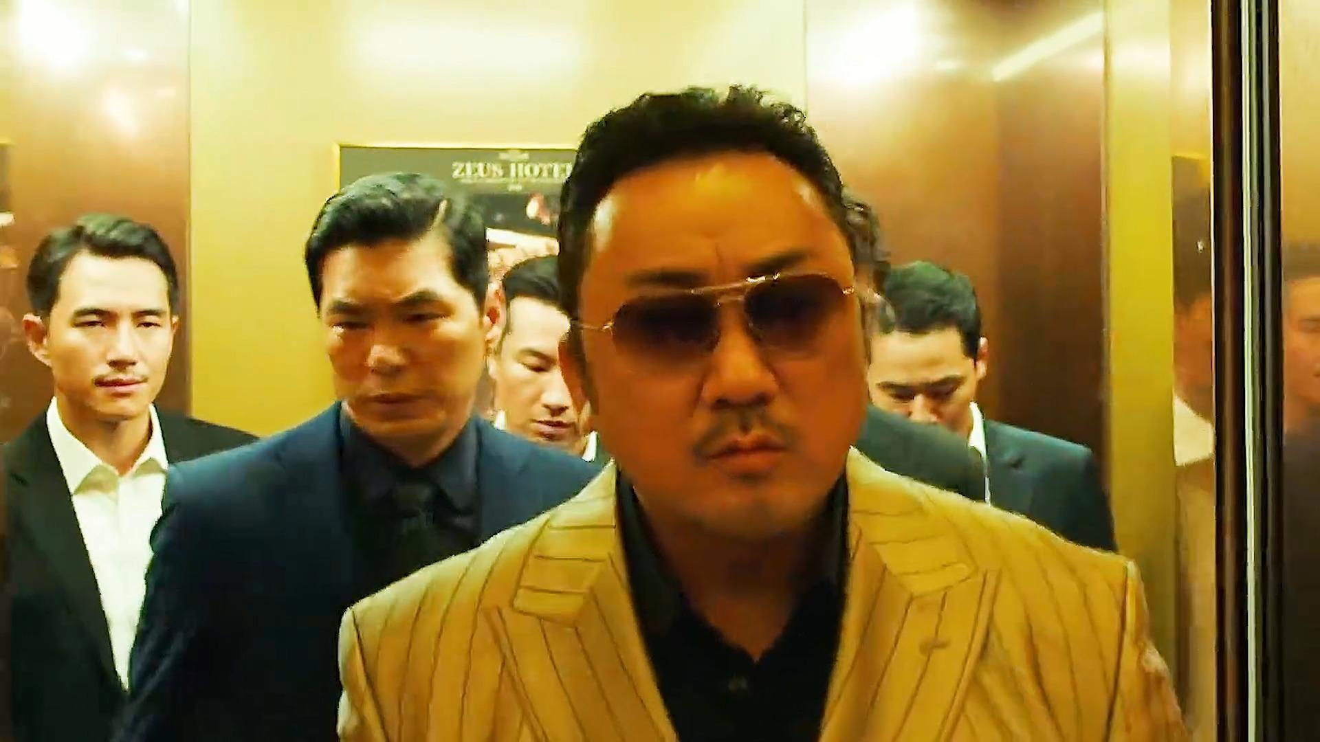 埼玉两大名场面,波罗斯,蜈蚣长老