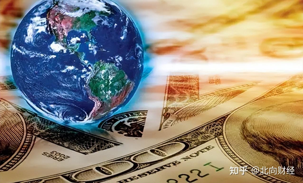 黄金疯涨背后是全球经济大洗牌这轮金价上涨跟以往的逻辑不同